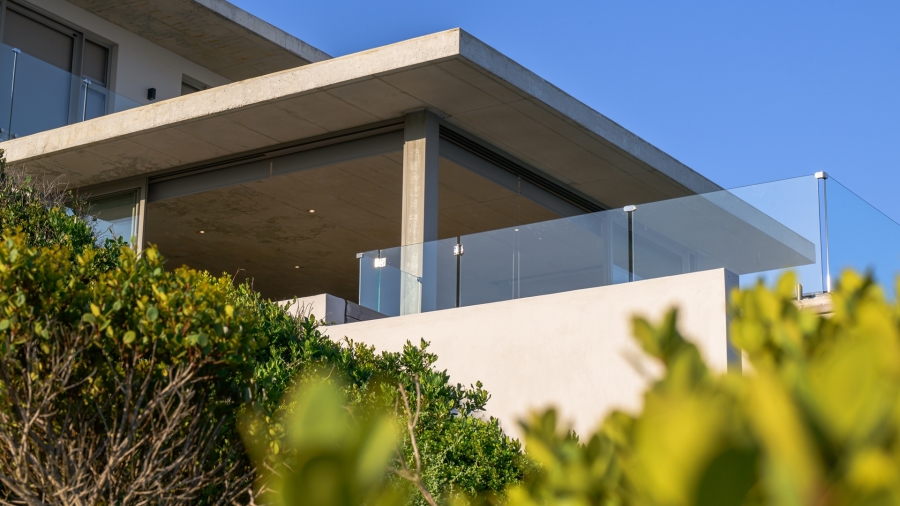5 Bedroom Property for Sale in Suiderstrand Western Cape